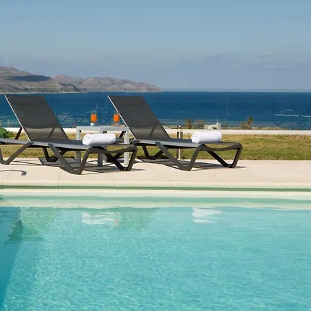Larimar Luxury Sea View *